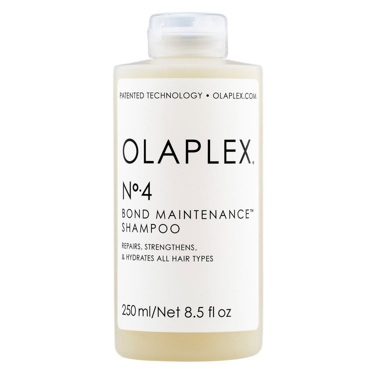 Olaplex No.4 Bond Maintenance Shampoo er en pleiende shampoo formulert med Olaplex Bond Building kjemi. Shampooen gjenoppretter intern styrke og gir fuktighet samt glans til håret. For alle hårtyper. Shampooen er Colorsafe og vegansk, samt fri for gluten.